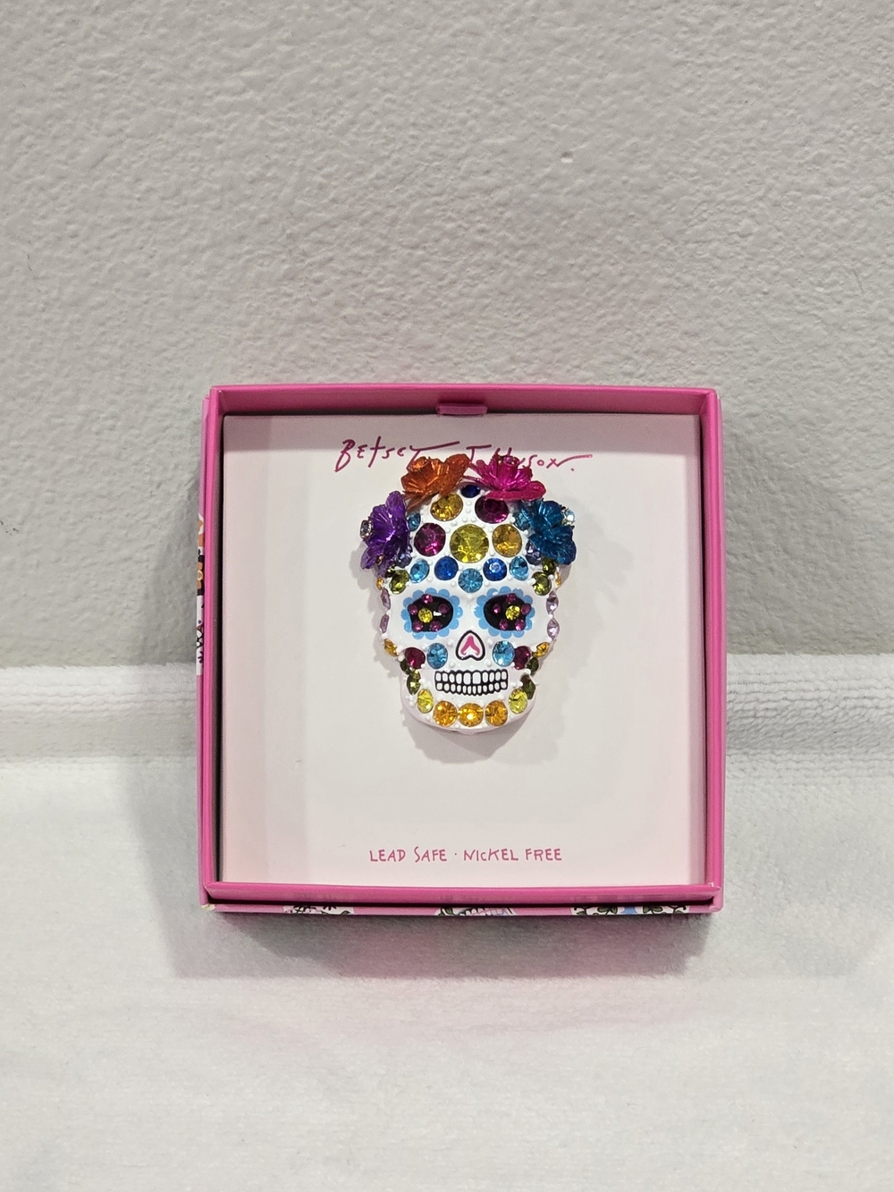 Betsey Johnson NIB Multicolor Jeweled Crystal Sugar Skull Brooch
